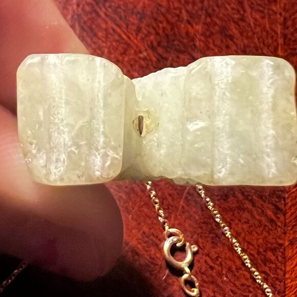 Carved Jade Dragon Pendant Necklace On 14K Gold Chain Unique Elegant  Jewelry - Picture 10 of 11